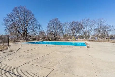 1463 Mercury Drive Schaumburg IL 60193