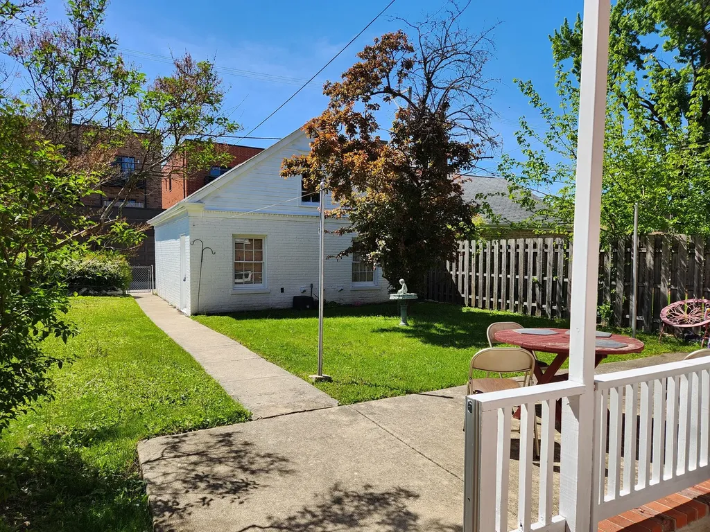 2608 North Neva Avenue Chicago IL 60707