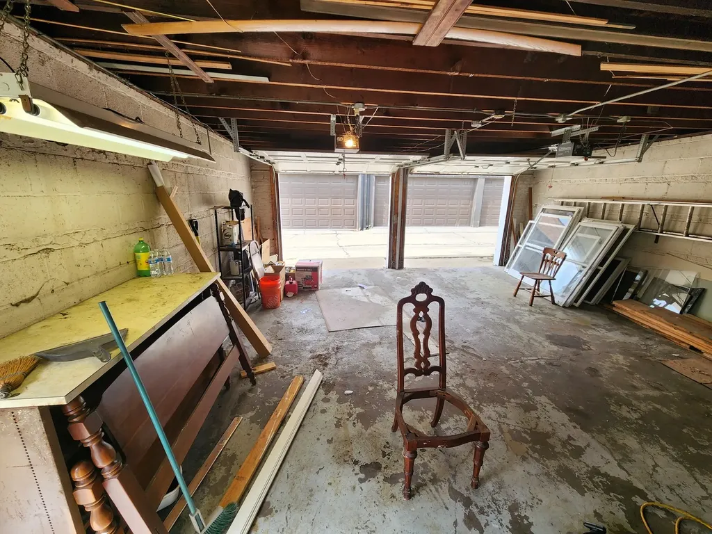 2608 North Neva Avenue Chicago IL 60707