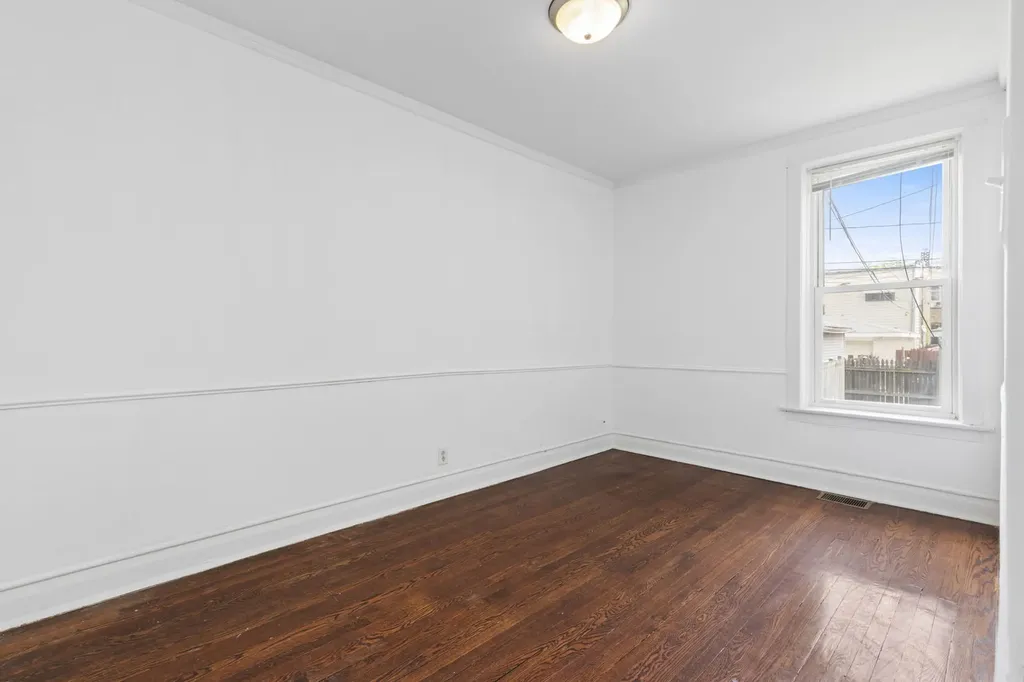4519 North Troy Street Chicago IL 60625