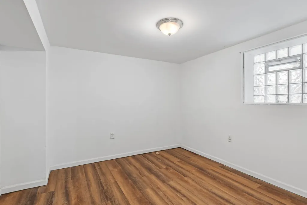 4519 North Troy Street Chicago IL 60625