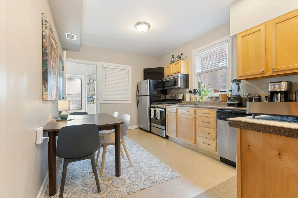 4519 North Troy Street Chicago IL 60625