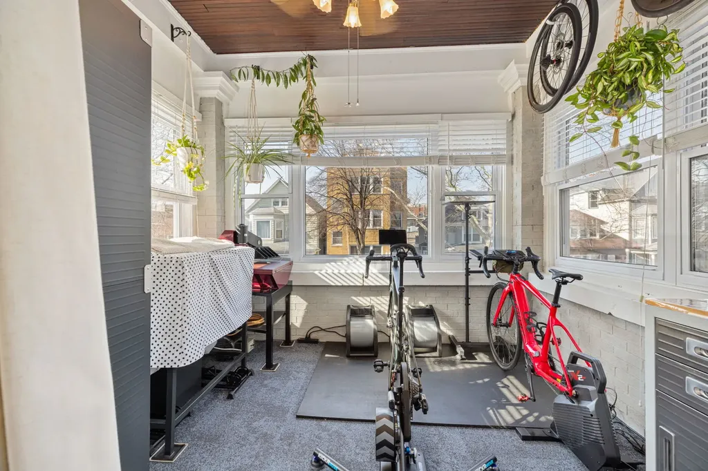4519 North Troy Street Chicago IL 60625