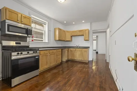 4519 North Troy Street Chicago IL 60625