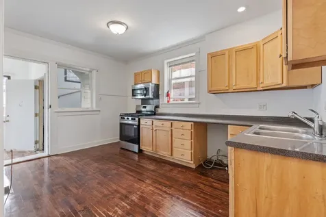 4519 North Troy Street Chicago IL 60625
