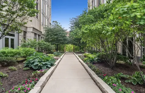 700 North Larrabee Street Chicago IL 60654