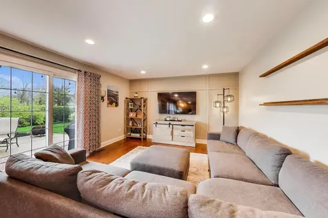 2822 North Brighton Place Arlington Heights IL 60004