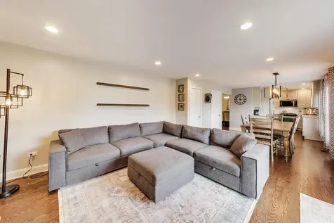 2822 North Brighton Place Arlington Heights IL 60004