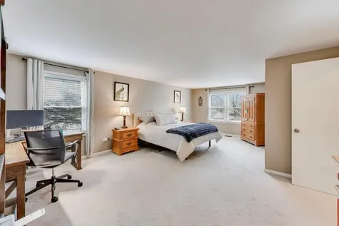 2822 North Brighton Place Arlington Heights IL 60004