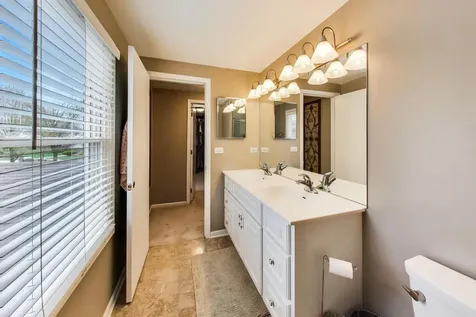 2822 North Brighton Place Arlington Heights IL 60004