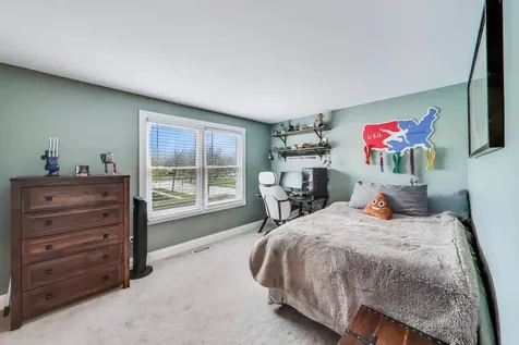 2822 North Brighton Place Arlington Heights IL 60004