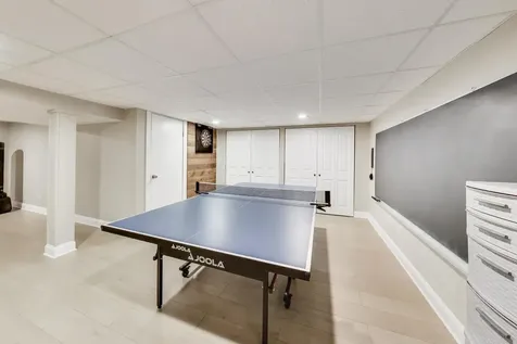 2822 North Brighton Place Arlington Heights IL 60004