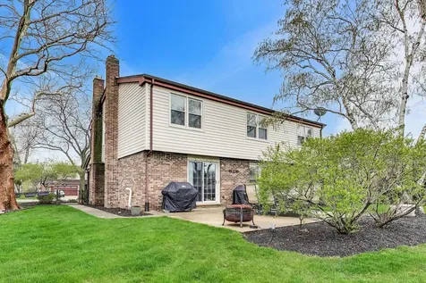2822 North Brighton Place Arlington Heights IL 60004