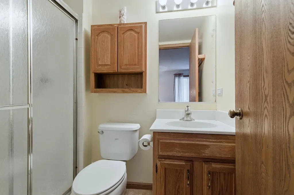 1215 Williamsport Drive Westmont IL 60559