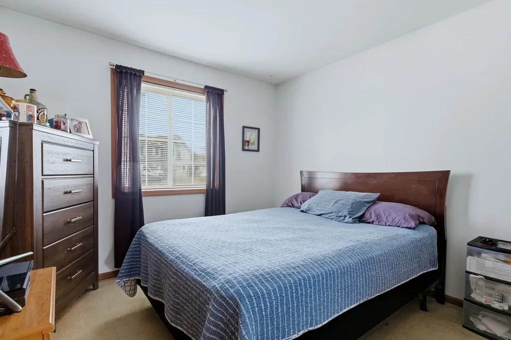 1215 Williamsport Drive Westmont IL 60559