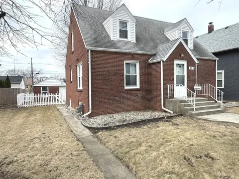 123 South Alma Avenue Kankakee IL 60901