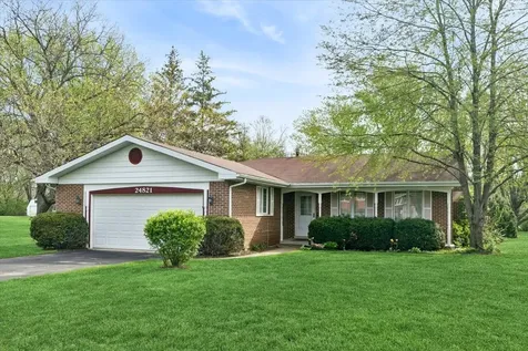 24821 South Michaels Street Crete IL 60417