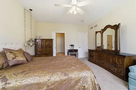 4211 Whitehall Lane Algonquin IL 60102