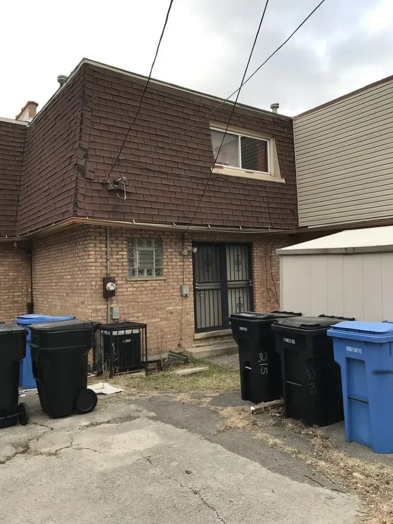 215 East 90th Place Chicago IL 60619