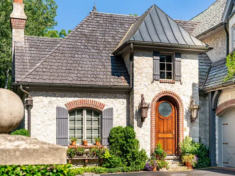 1317 Fox Glen Drive St. Charles IL 60174