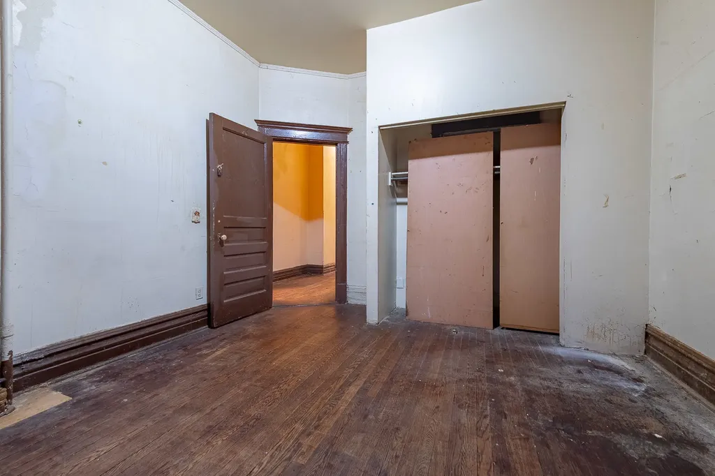 1512 South Sawyer Avenue Chicago IL 60623