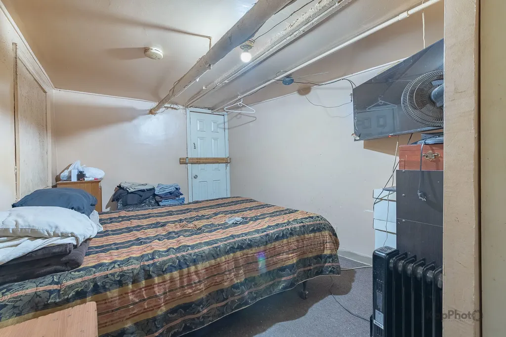 1512 South Sawyer Avenue Chicago IL 60623