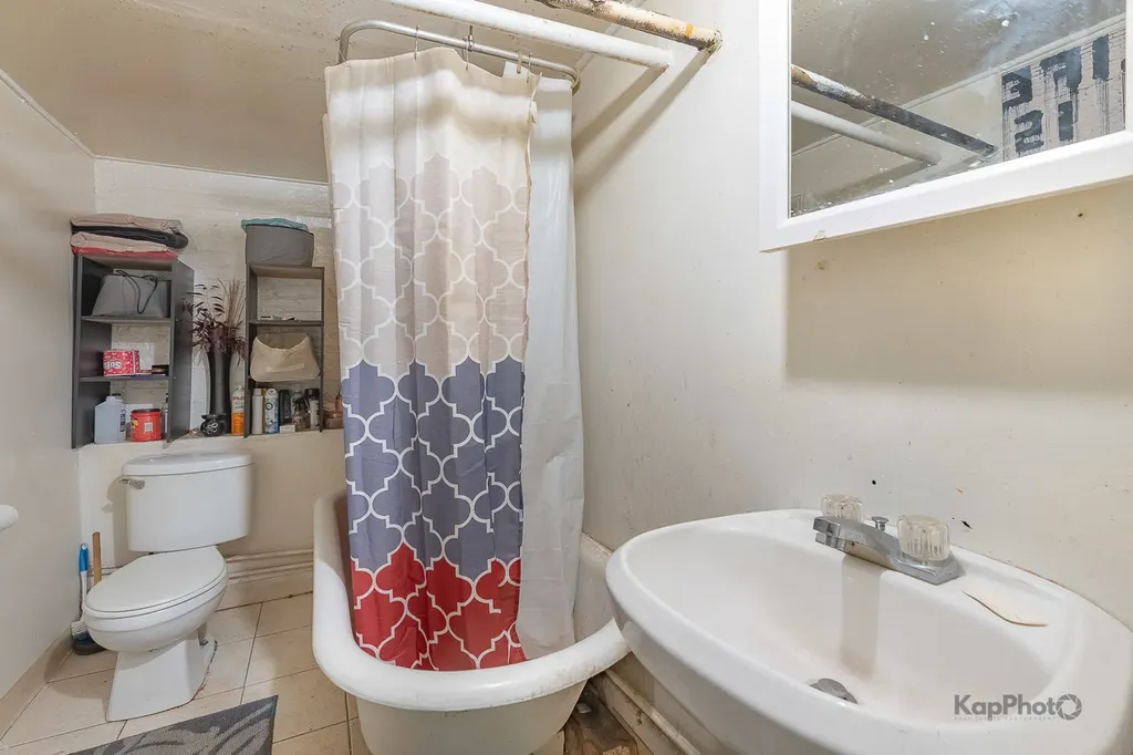 1512 South Sawyer Avenue Chicago IL 60623
