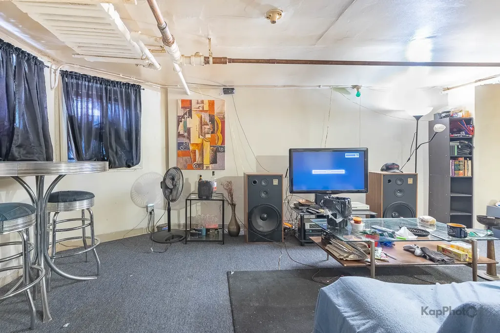 1512 South Sawyer Avenue Chicago IL 60623