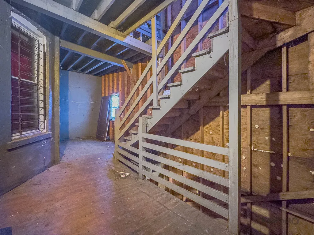 1512 South Sawyer Avenue Chicago IL 60623