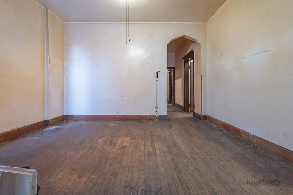 1512 South Sawyer Avenue Chicago IL 60623