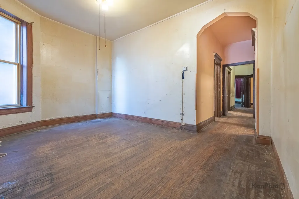 1512 South Sawyer Avenue Chicago IL 60623