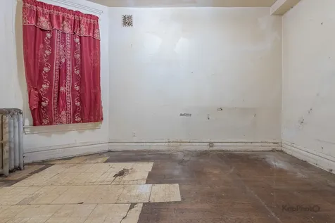 1512 South Sawyer Avenue Chicago IL 60623