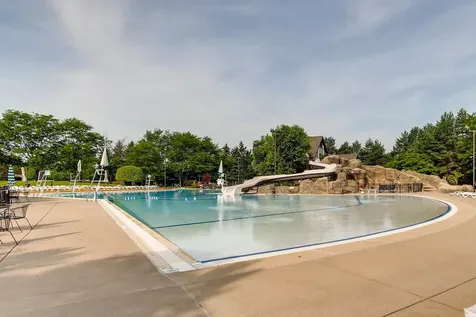 3712 Falkner Drive Naperville IL 60564