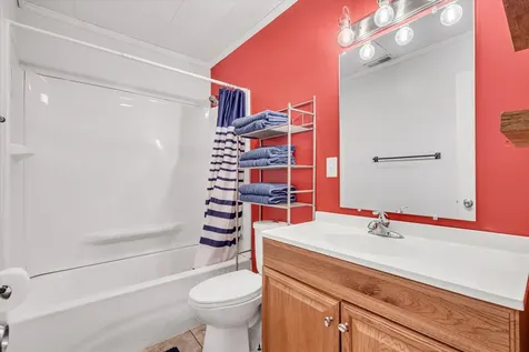 3229 66TH Avenue Moline IL 61265