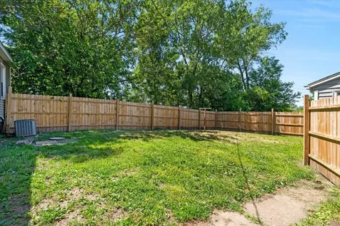 3229 66TH Avenue Moline IL 61265