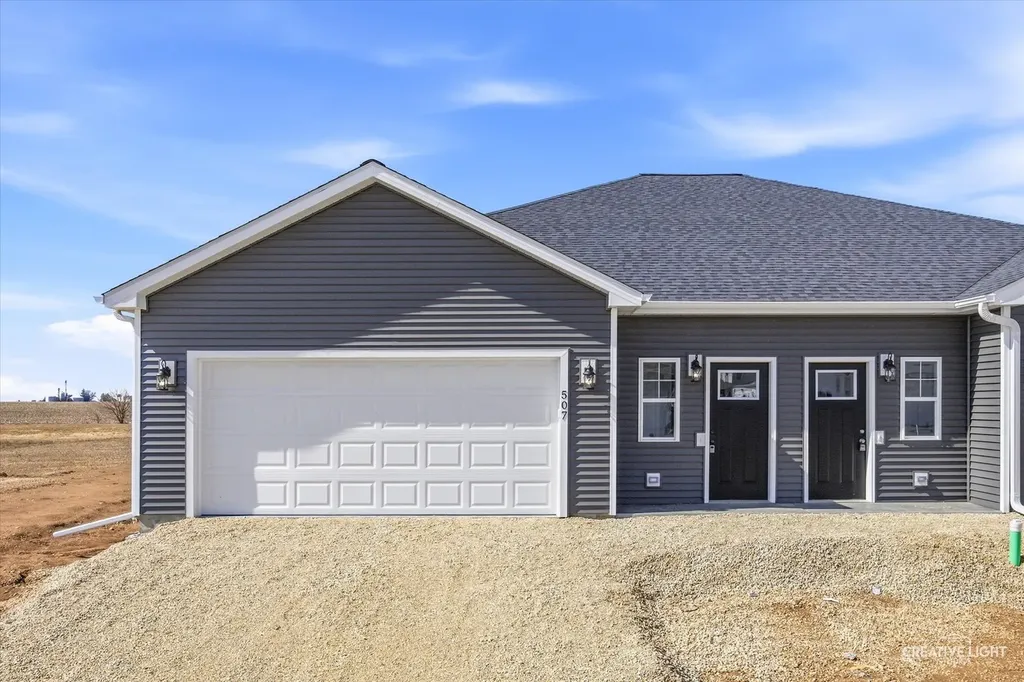 513 South Preston Street Cortland IL 60112