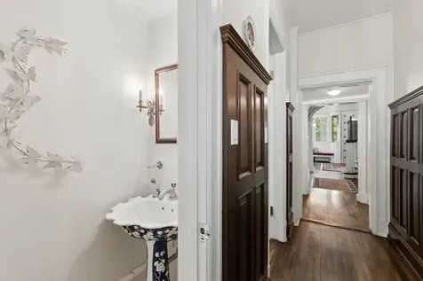 1616 Forest Place Evanston IL 60201