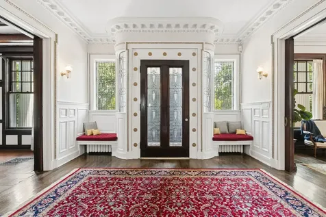 1616 Forest Place Evanston IL 60201