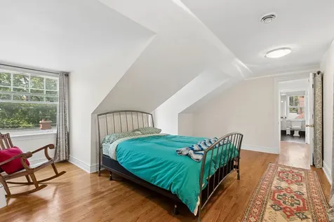 1616 Forest Place Evanston IL 60201