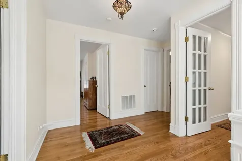 1616 Forest Place Evanston IL 60201