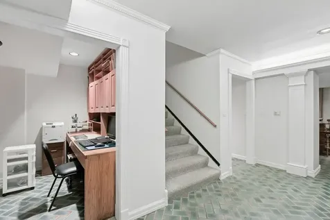 1616 Forest Place Evanston IL 60201