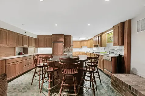 1616 Forest Place Evanston IL 60201