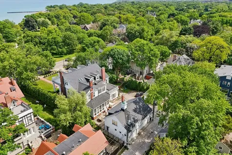 1616 Forest Place Evanston IL 60201