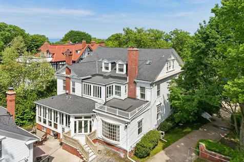 1616 Forest Place Evanston IL 60201