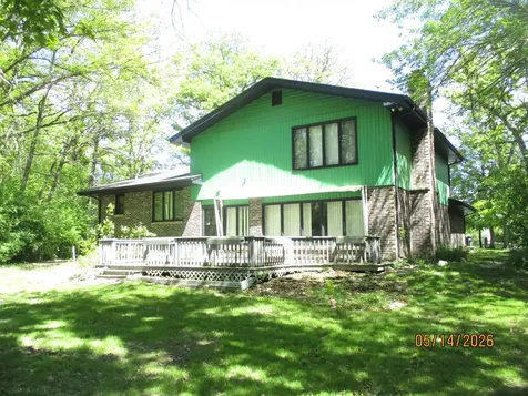 855 Charles Street Crete IL 60417