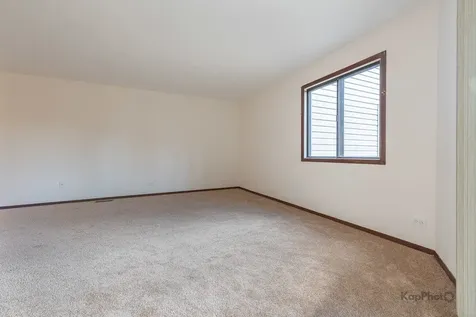 1840 West Highland Avenue Elgin IL 60123