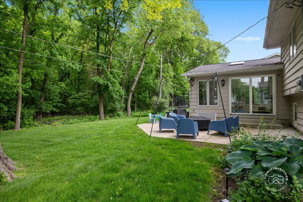 1009 Douglas Avenue Naperville IL 60540