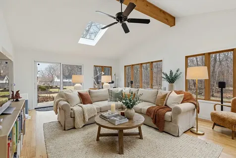 1009 Douglas Avenue Naperville IL 60540