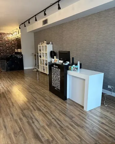 3916 West Touhy Avenue Lincolnwood IL 60712