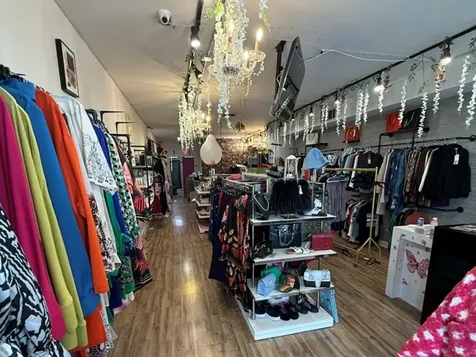 3916 West Touhy Avenue Lincolnwood IL 60712